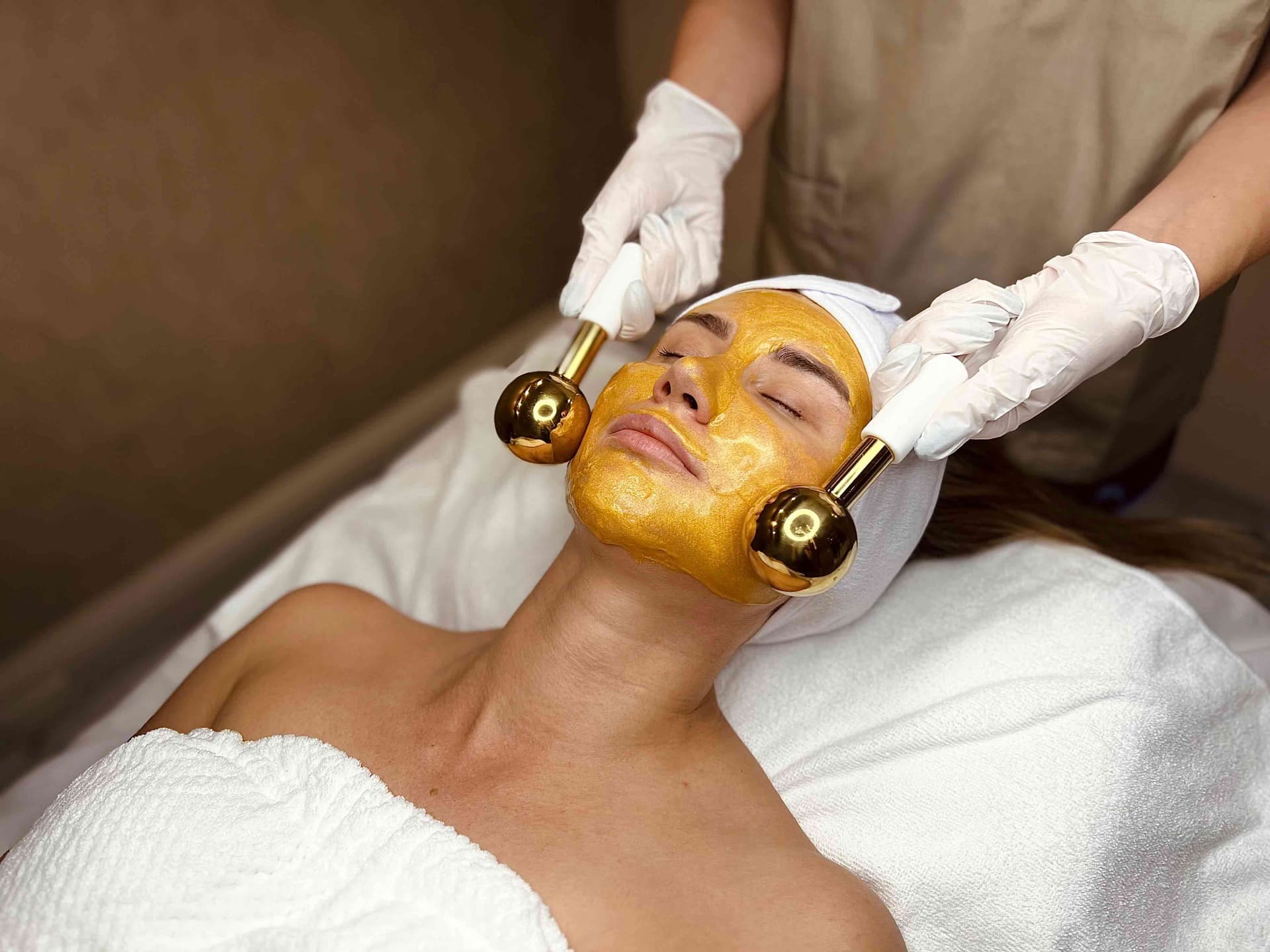 24 Karat Anti Aging Facial