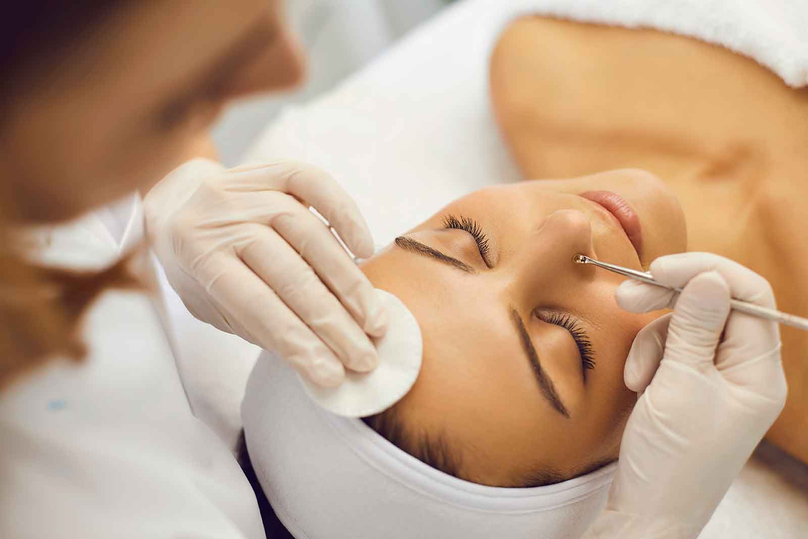 Deep Pore Cleansing Facial